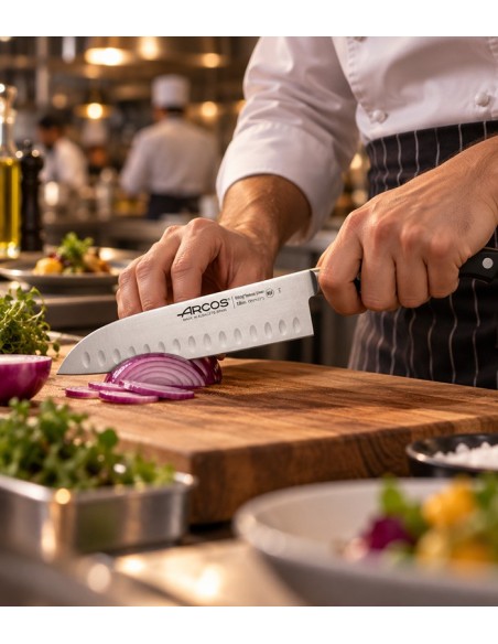 Cuchillo Riviera Santoku negro 18cm de Arcos
